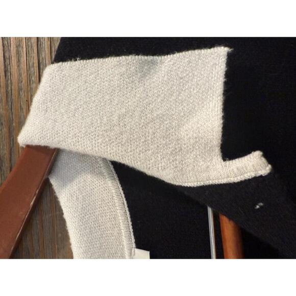 Zoe & Claire Knit Button Down Shirt Dress - Picture 14 of 16